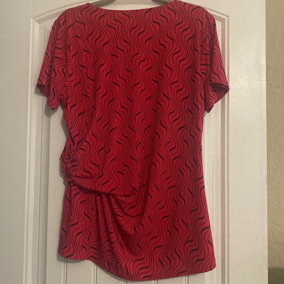 Ladies Blouse - Picture 2 of 3